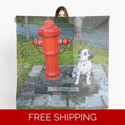 Le Studio Scarf Rush Signals Statue